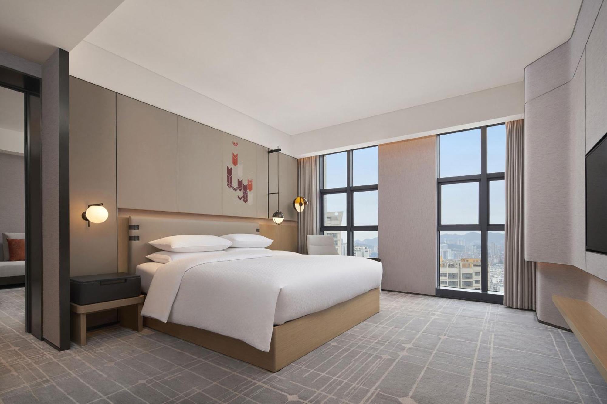 Four Points By Sheraton Guiyang, Huaxi Guiyang  Exterior photo